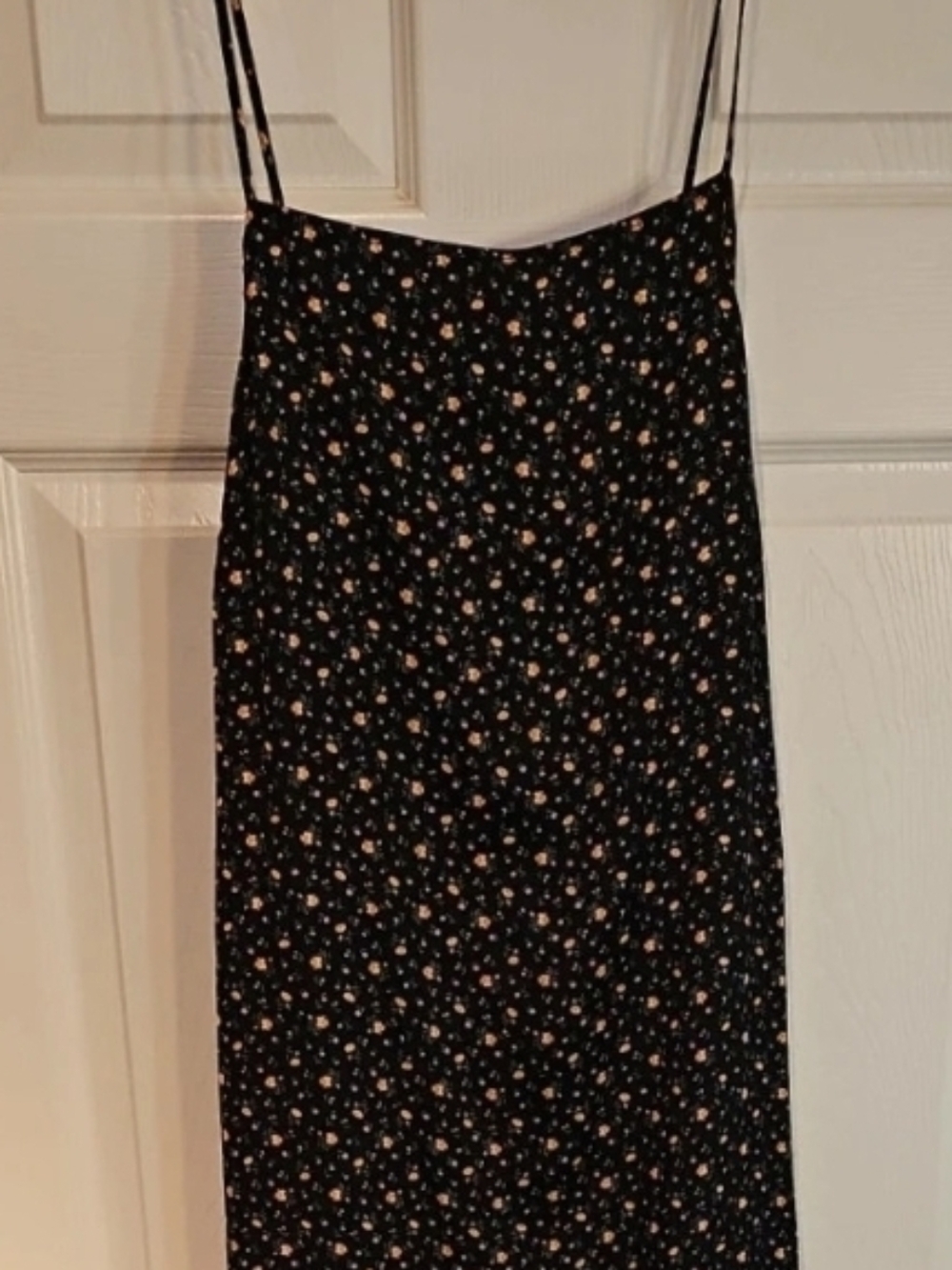 American Eagle Black Floral Spagetti Strap Summer Midi Dress Medium